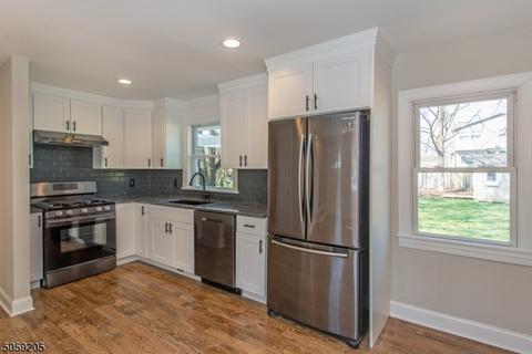 14 6th Ave, Wanaque Boro, NJ 07420 photo 8