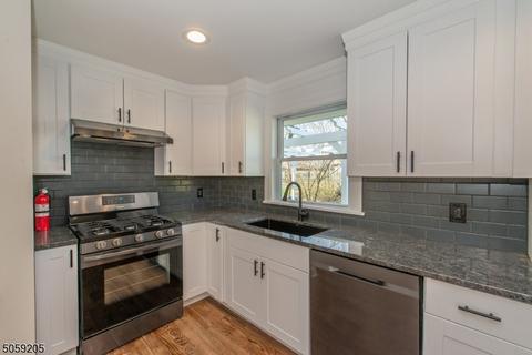 14 6th Ave, Wanaque Boro, NJ 07420 photo 9