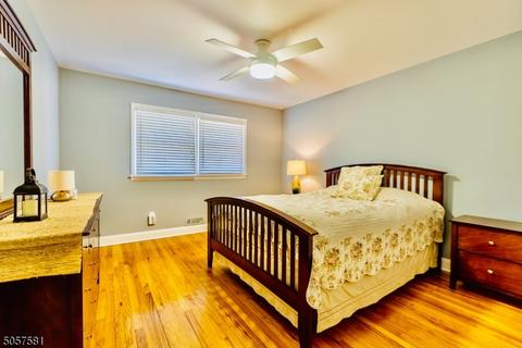 1088 Saddlebrook Rd, Mountainside, NJ 07092 photo 12