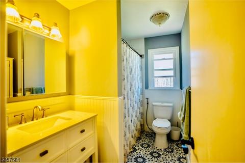 1088 Saddlebrook Rd, Mountainside, NJ 07092 photo 19