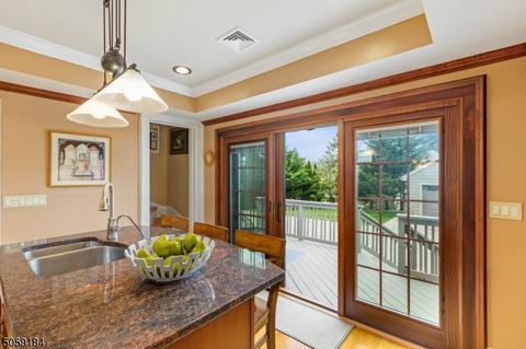 172 Christopher St, Montclair, NJ 07042 photo 12