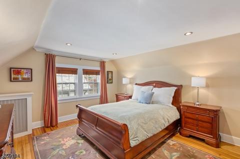 172 Christopher St, Montclair, NJ 07042 photo 18