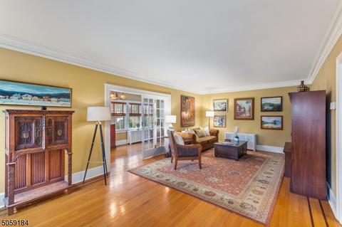 172 Christopher St, Montclair, NJ 07042 photo 5