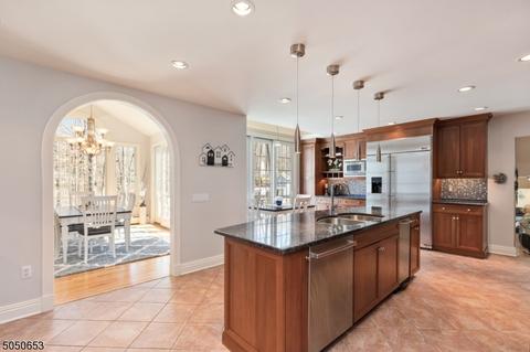 191 Lorraine Dr, Berkeley Heights, NJ 07922 photo 7