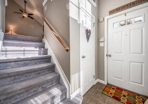 13 Rushmore Ln, Hackettstown, NJ 07840 photo 4