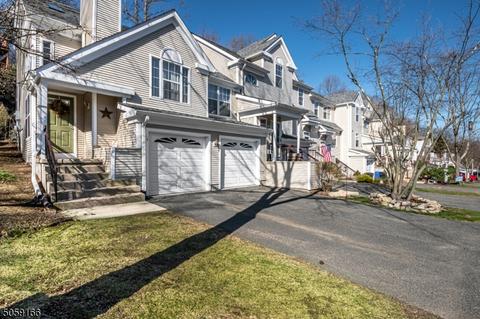 13 Rushmore Ln, Hackettstown, NJ 07840 photo 2