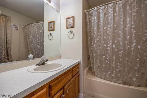 13 Rushmore Ln, Hackettstown, NJ 07840 photo 19