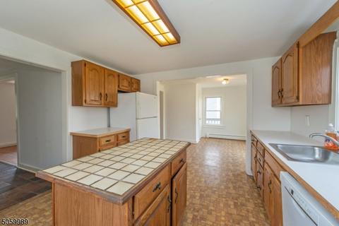 40 Main St, Hampton, NJ 08827 photo 9