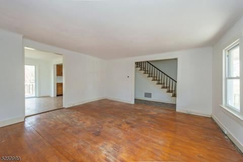 40 Main St, Hampton, NJ 08827 photo 5