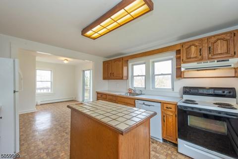 40 Main St, Hampton, NJ 08827 photo 6