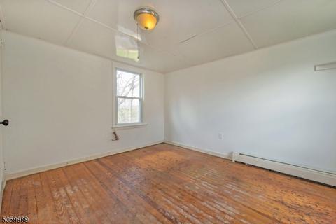40 Main St, Hampton, NJ 08827 photo 10