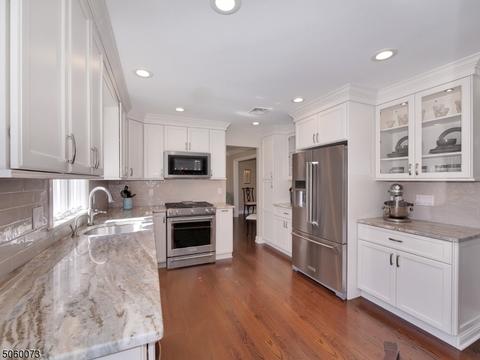 21 Dwight St, Wayne, NJ 07470 photo 10