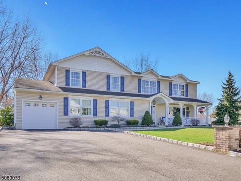 21 Dwight St, Wayne, NJ 07470 photo 2