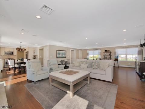 21 Dwight St, Wayne, NJ 07470 photo 14