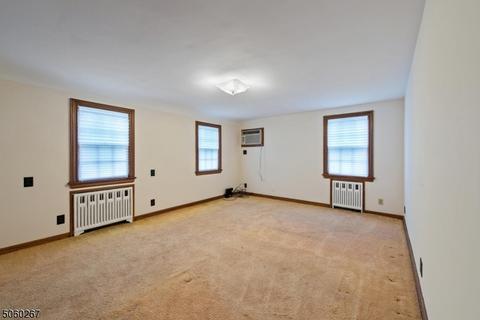 365 Wayne Ter, Union, NJ 07083 photo 19