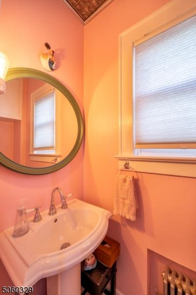 403 Berkeley Ave, Bloomfield, NJ 07003 photo 10