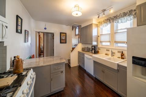 403 Berkeley Ave, Bloomfield, NJ 07003 photo 7