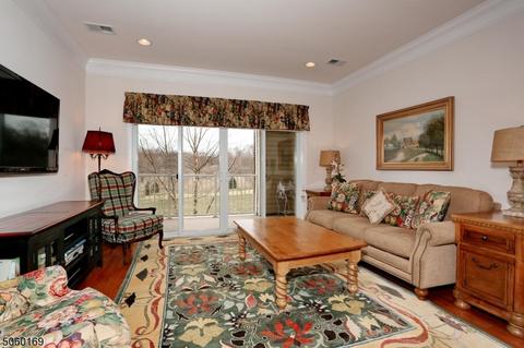 2118 Warrens Way, Wanaque, NJ 07465 photo 5