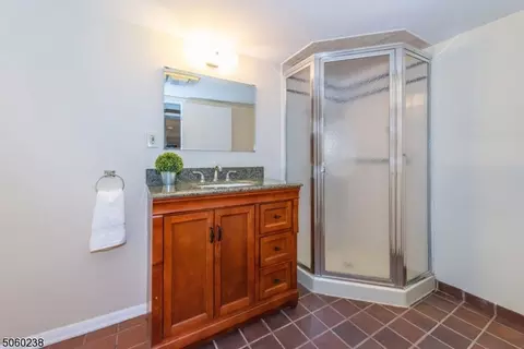 32 Riverview Dr, Montclair, NJ 07043 photo 21