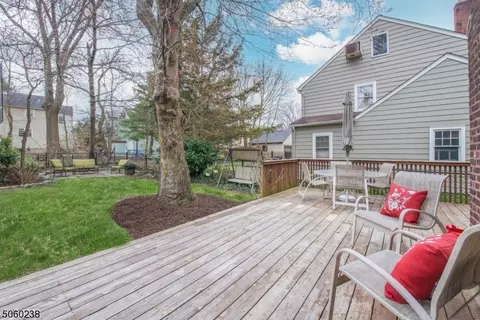 32 Riverview Dr, Montclair, NJ 07043 photo 22