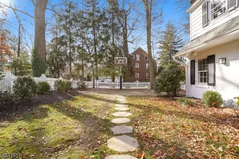 305 Summit Ave, Summit, NJ 07901 photo 18