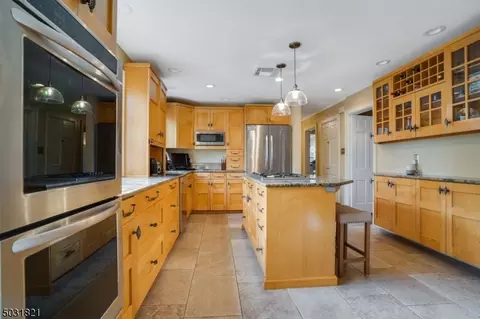 305 Summit Ave, Summit, NJ 07901 photo 6