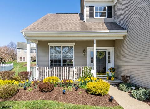 39 Rolling Rapids Ct, Hackettstown, NJ 07840 photo 3