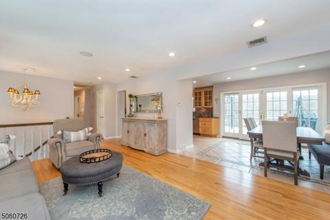 69 Webster Dr, Wayne, NJ 07470 photo 6