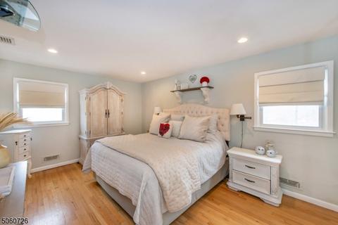 69 Webster Dr, Wayne, NJ 07470 photo 15