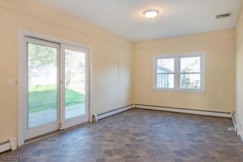50 Kiwanis Dr, Wayne, NJ 07470 photo 8