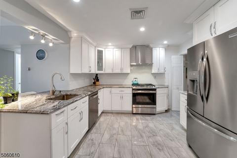 138 Ross Ave, Hackensack, NJ 07601 photo 10