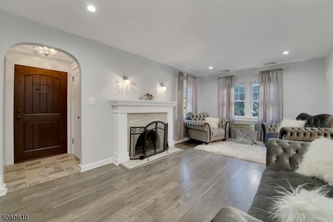 138 Ross Ave, Hackensack, NJ 07601 photo 6