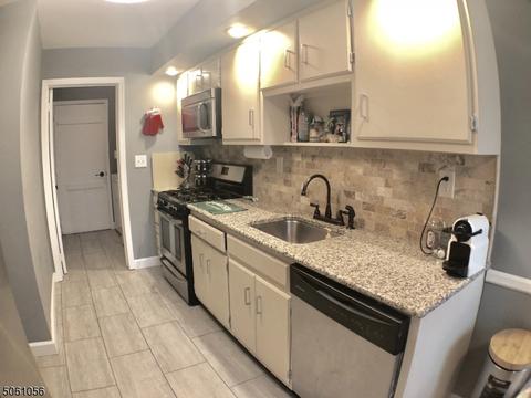 22 Trenton Ter, Wayne, NJ 07470 photo 6