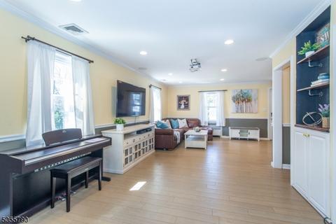 16 Nelson Pl, Nutley, NJ 07110 photo 16