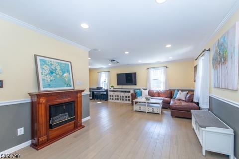 16 Nelson Pl, Nutley, NJ 07110 photo 3