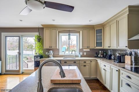 22 Glenview Rd, Nutley, NJ 07110 photo 9