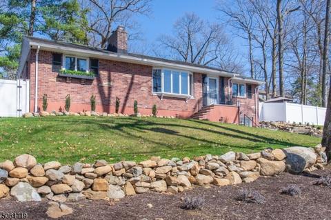 155 Mohawk Trl, Wayne, NJ 07470 photo 1