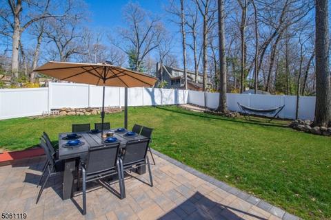 155 Mohawk Trl, Wayne, NJ 07470 photo 4