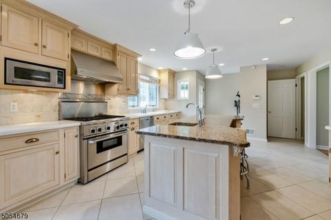 52 Drum Hill Dr, Summit, NJ 07901 photo 9