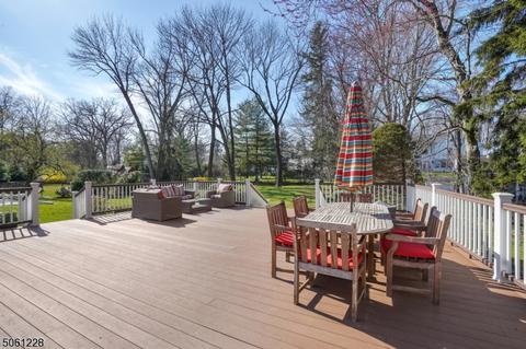 136 Hillcrest Ave, Summit, NJ 07901 photo 21