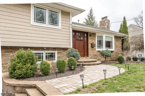 156 Beechwood Dr, Wayne, NJ 07470 photo 2