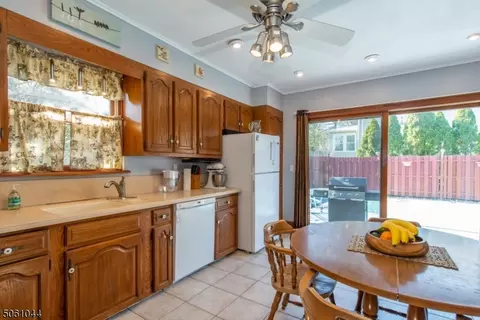177 Hillside Ave, Nutley, NJ 07110 photo 11