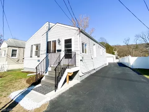 43 Haskell Ave, Wanaque Boro, NJ 07420 photo 3