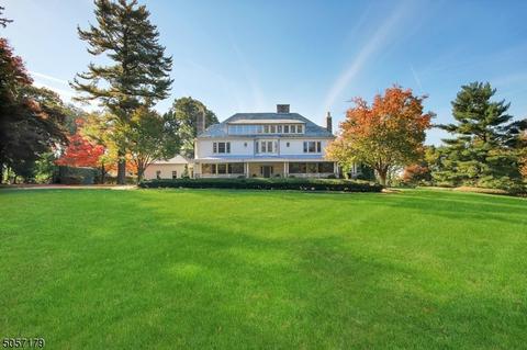 40 Beekman Ter, Summit, NJ 07901 photo 2