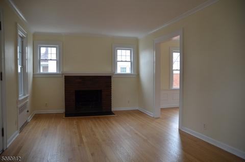 15 Van Dyke Pl, Summit, NJ 07901 photo 2