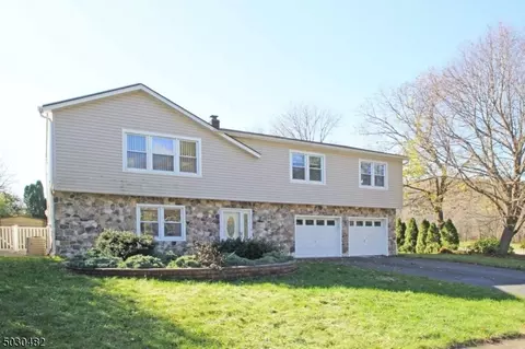 200 4th Ave, Hackettstown, NJ 07840 photo 1