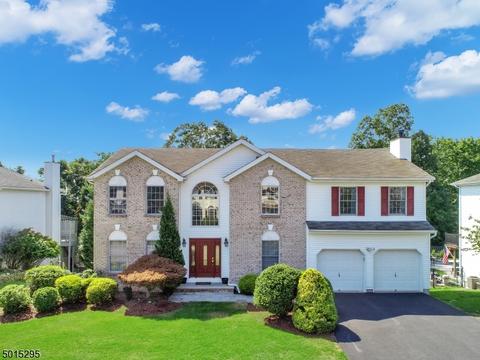 14 Dudley Ct, Wayne, NJ 07470 photo 2