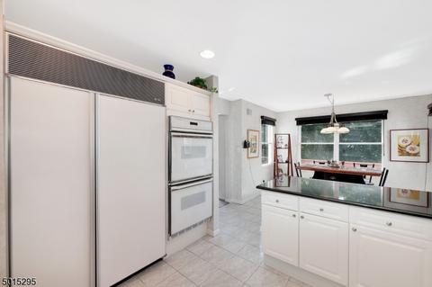 14 Dudley Ct, Wayne, NJ 07470 photo 7