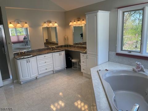14 Dudley Ct, Wayne, NJ 07470 photo 17