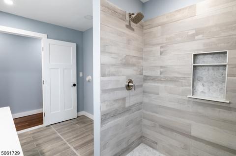 4 Circle Dr, Somerville, NJ 08876 photo 8
